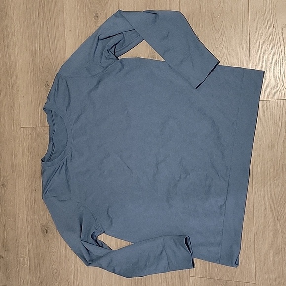 lululemon athletica Tops - Lululemon Swiftly Relaxed Shirt